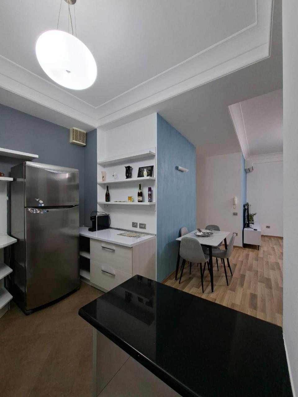 Peaky Hotel Durrës Extérieur photo