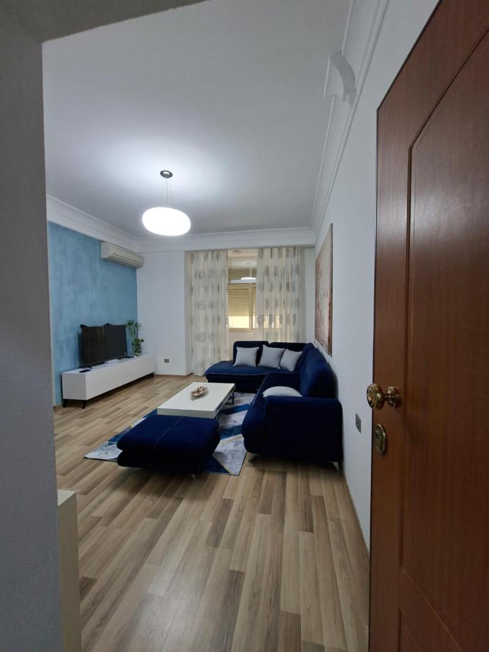 Peaky Hotel Durrës Extérieur photo